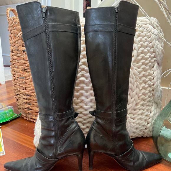 Manolo Blahnik *Authentic* Knee high boots S39 - Picture 4 of 9